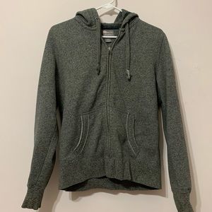 Roots Sweater in Grey | Size Medium